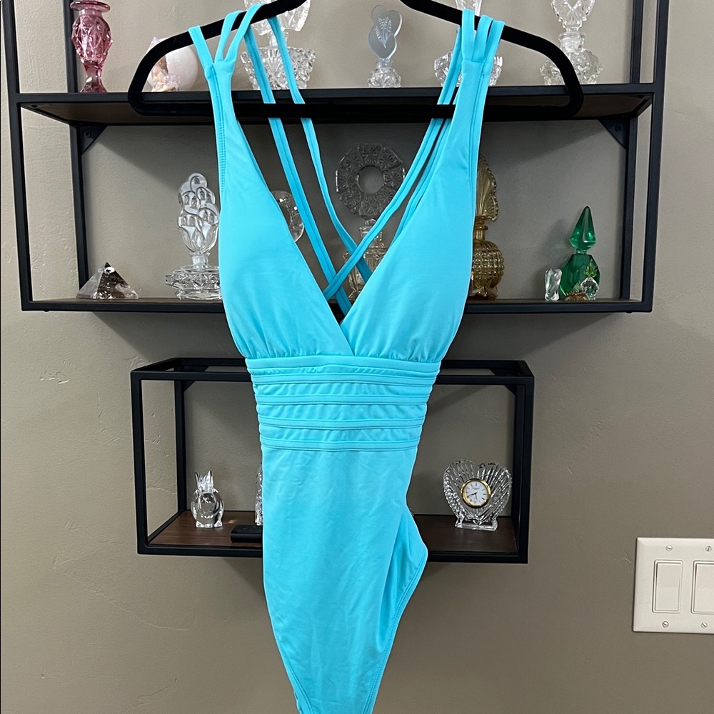 La Blanca Aqua Blue One Piece Swimsuit Size 10